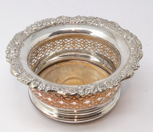 Wine bottle coaster silver - wine,