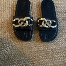 Zara Black Sandals Flat Size