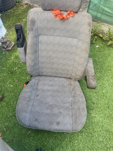 Captain seats pair vw - vw,