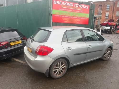 2009 toyota auris mk1 33 - 2009,
