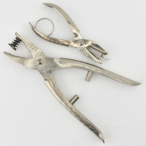 Vtg her majesty s - 2x,