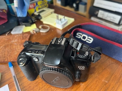 Canon eos 500 35mm slr - 500, film