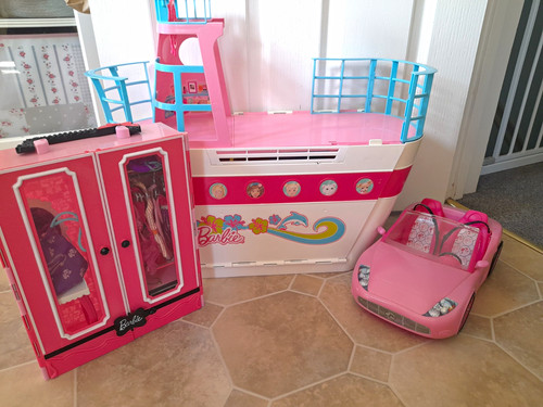 Barbie cruise ship wardrobe - barbie,