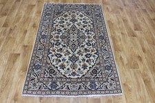 FINE HANDMADE PERSIAN WOOL RUG