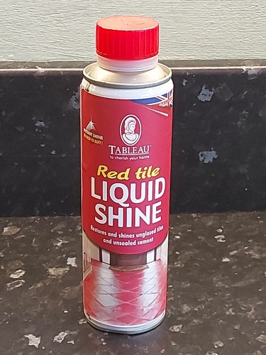 Red tile liquid - liquid, to