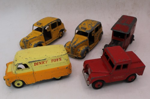 Dinky toys taxis - 2, van