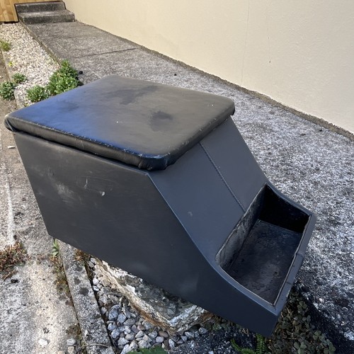 Land rover defender cubby box - rover,