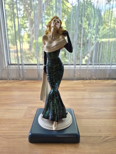 Vintage vittorio tessio resin - vittorio,