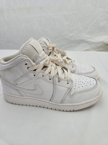 Air jordan mid triple - triple, white