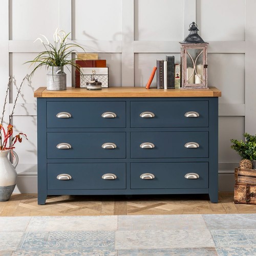 Chest drawers wide drawer - of, 6