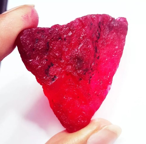 Loose gemstone natural red - natural,