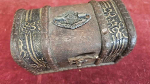 Small vintage wooden - wooden, decorated