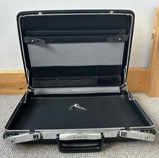 Samsonite Black Hard Shell
