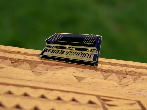 Rhodes piano keyboard 8 - 1, 3/8"