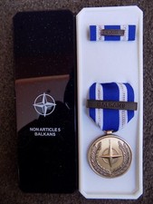 Genuine nato medal non article - genuine,