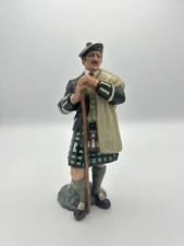 Royal Doulton Scottish Figurine Kilt The Laird HN2361 