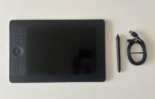 Wacom Intuos 5 PTK-650 Medium Graphic Tablet – Pen included