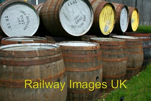 Whisky barrels jura - barrels,