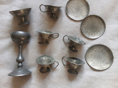 Pewter childs doll house - childs,