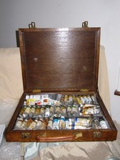 CORNELISSEN OAK PAINT BOX COMPLETE WITH TUBES OF PAINT BUNDLE