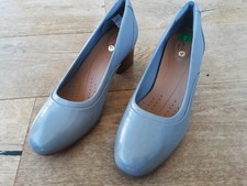 Clarks Unstructured light Grey