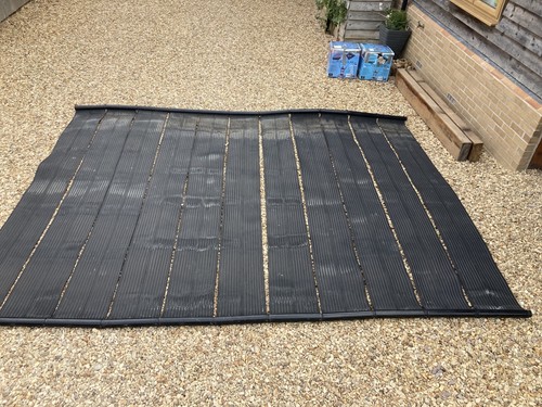 Large solar swimming pool - large,