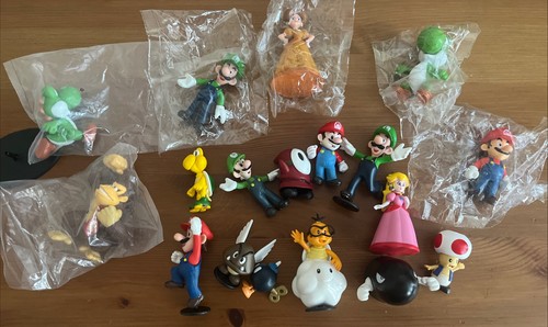Super mario and luigi - super, figures