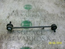 LEFT FRONT BRACKET / 8605828