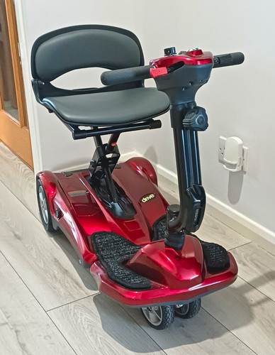 Drive foldable travel wheel - drive,