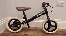 Decathlon B'Twin | Runride 520 Cruiser Balance Bike | 10" Wheels | Black | 2-4yo