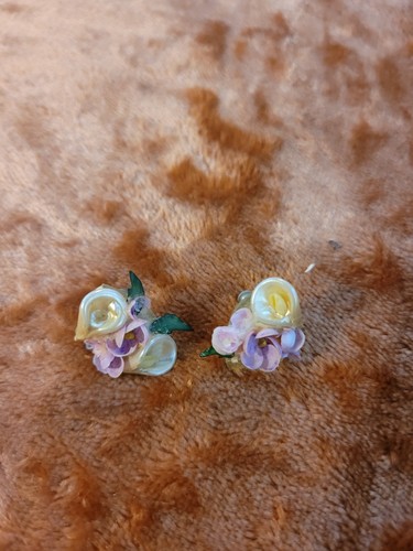 Beautiful vintage bone - beautiful,
