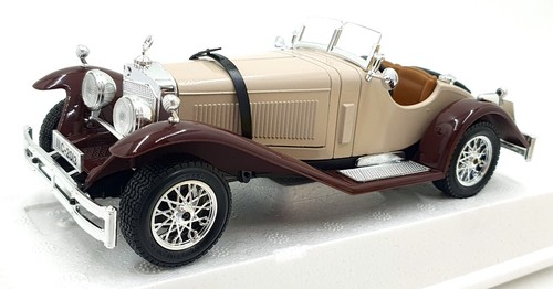 Burago scale diecast - 1/24,