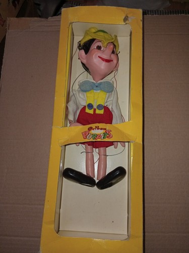 Pelham puppet pinnochio - pelham,