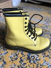 Doc Martens ShinnyYellow