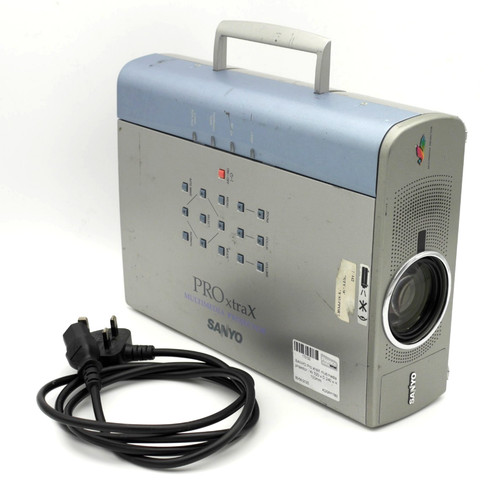 Sanyo plc xu20e projector - sanyo, xga