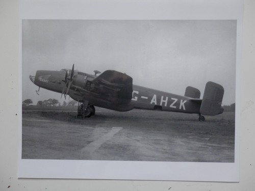 Large photo original ahzk - large, original.