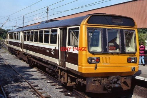 Photo class 142 trains - photo,