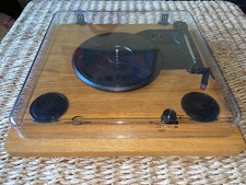 Viflykoo XR-636 turntable.