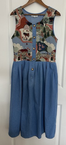 Anne marie dress small buttons - anne,