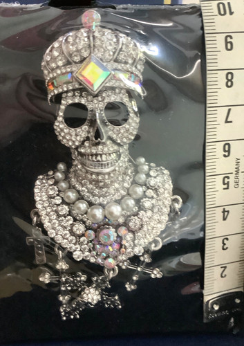 Butler wilson skull - skull, with