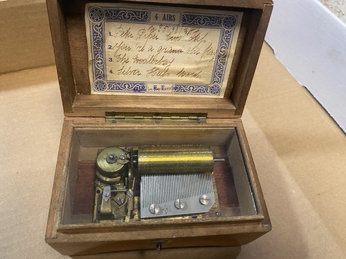 Swiss music box - music,