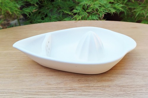 Vintage nigella lawson ceramic - lawson,