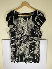 Print Fusion Black & White Top Frills XL preloved