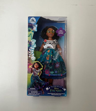 Disney Encanto Mirabel Singing