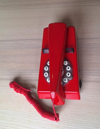 Wild wolf retro trim phone - &,