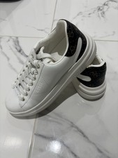 GUESS Women's white  Shoes