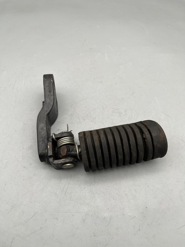 Honda xl500 footrest bracket - xl500,