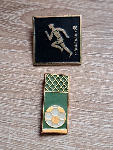 Russian pin badges - russian,