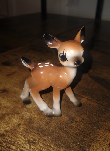 Vintage kitsch woodland bambi - vintage,