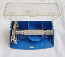 Vintage  Gillette Rocket HD Safety Razor  1950's Patent pending